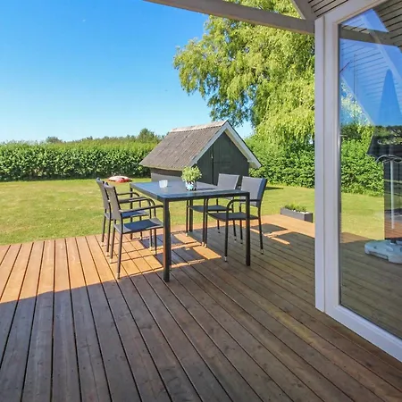 Elbert - 100m From The Sea By Interhome