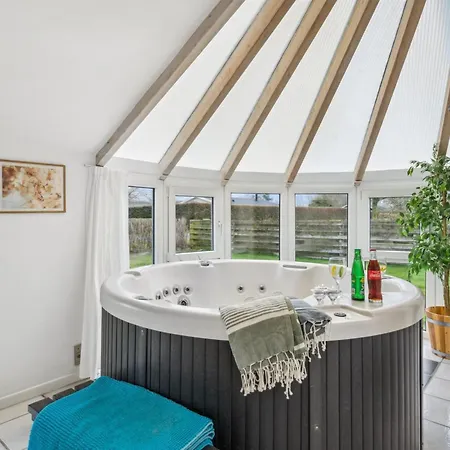 בית נופש Elbert - 100m From The Sea By Interhome *