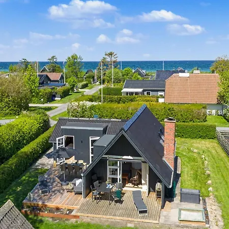 Elbert - 100m From The Sea By Interhome